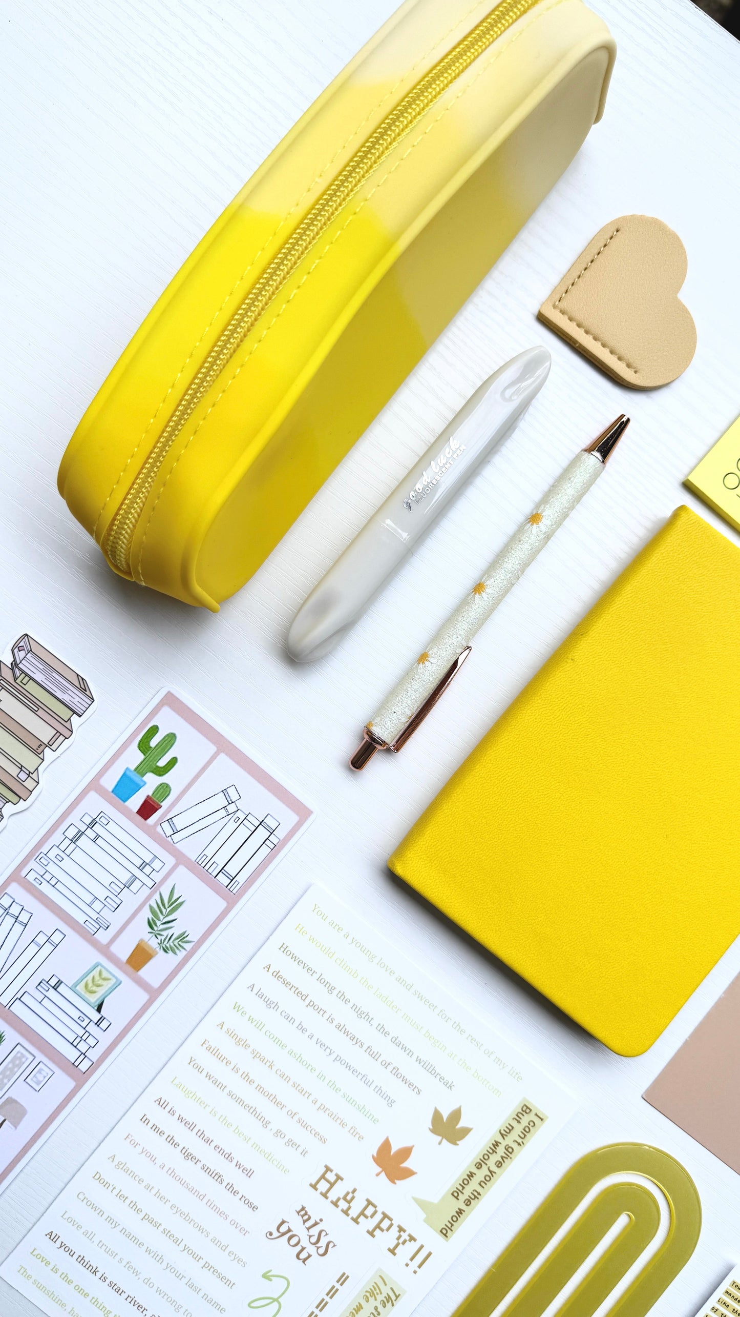Cozy Stationery Gift Bundle – Yellow Blossom Soft Desk Set