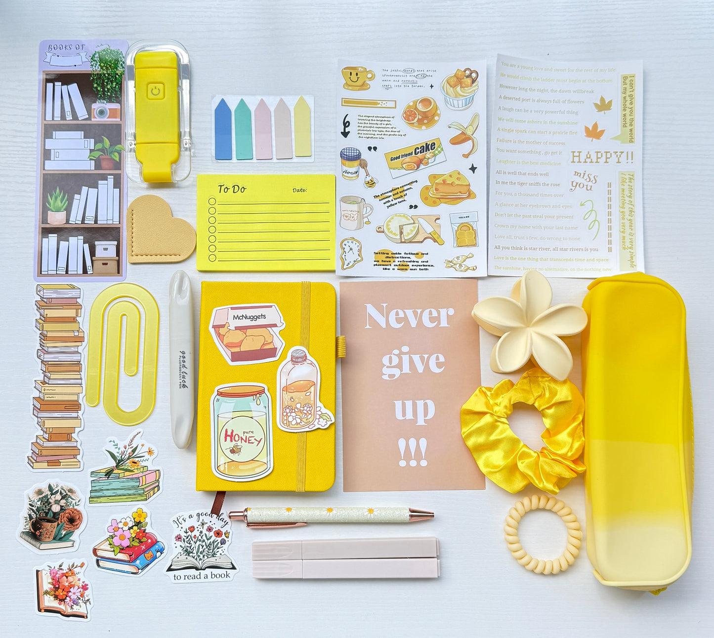 Cozy Stationery Gift Bundle – Yellow Blossom Soft Desk Set